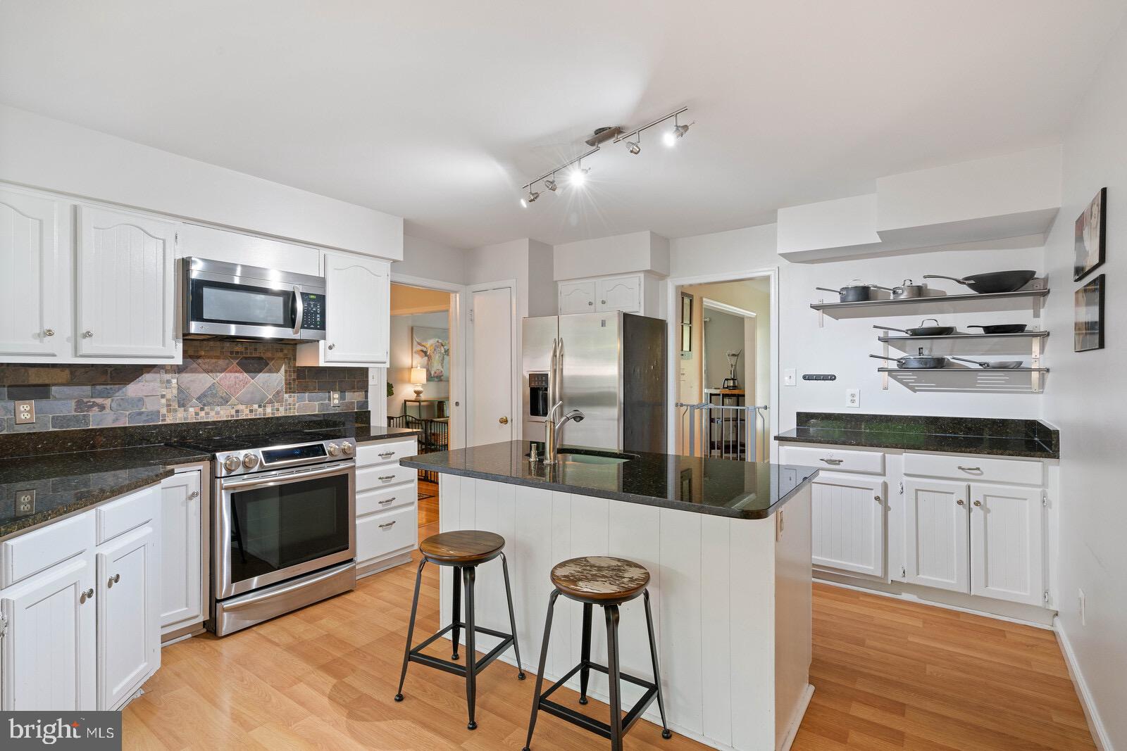 2477 Freetown Drive Reston, VA 20191 - Photo 16 of 57 Gallery Image 16