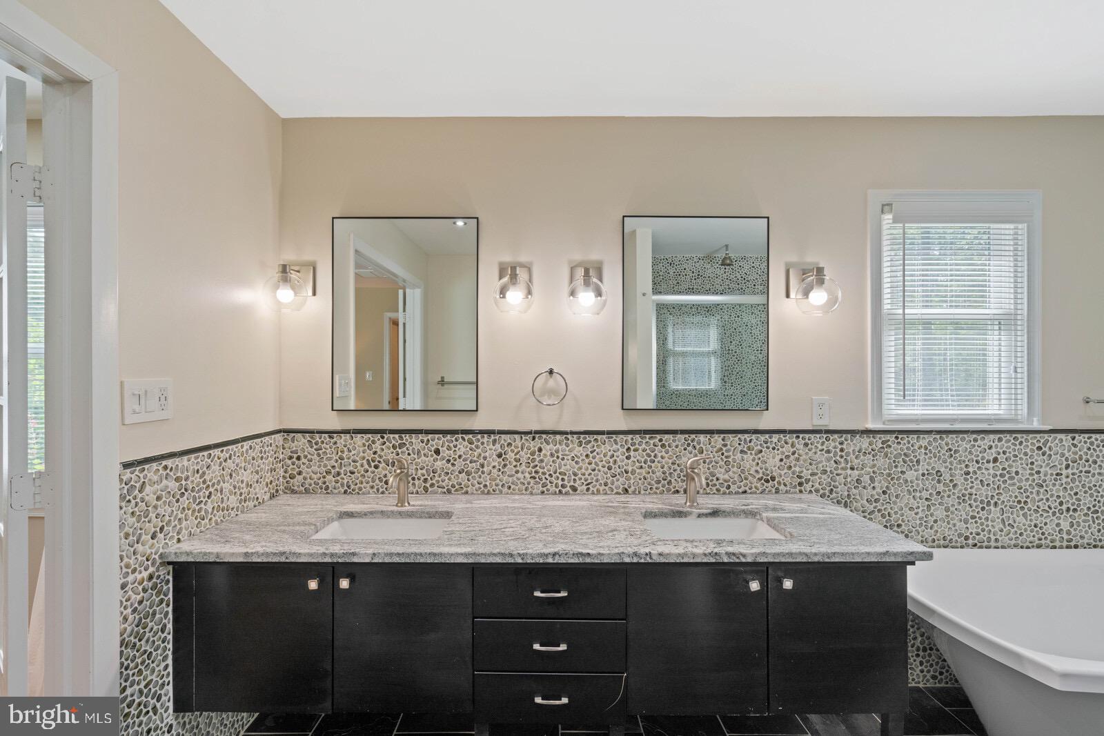 2477 Freetown Drive Reston, VA 20191 - Photo 27 of 57 Gallery Image 27