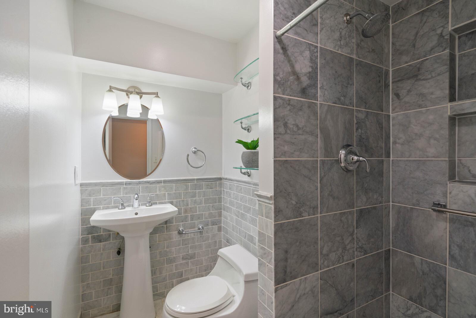 2477 Freetown Drive Reston, VA 20191 - Photo 39 of 57 Gallery Image 39