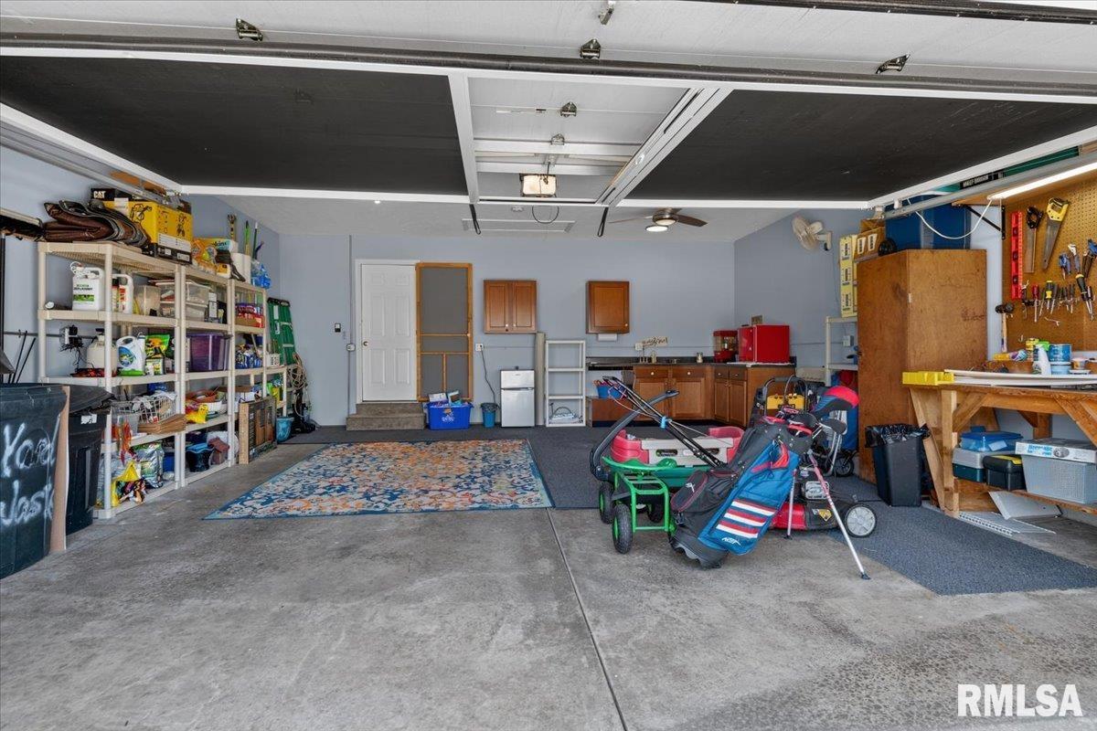 3904 Huxley Drive Springfield, IL 62711 - Photo 35 of 49