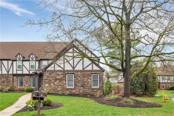 $495,000 | 224 Allenberry Circle, Pittsburgh, PA 15234