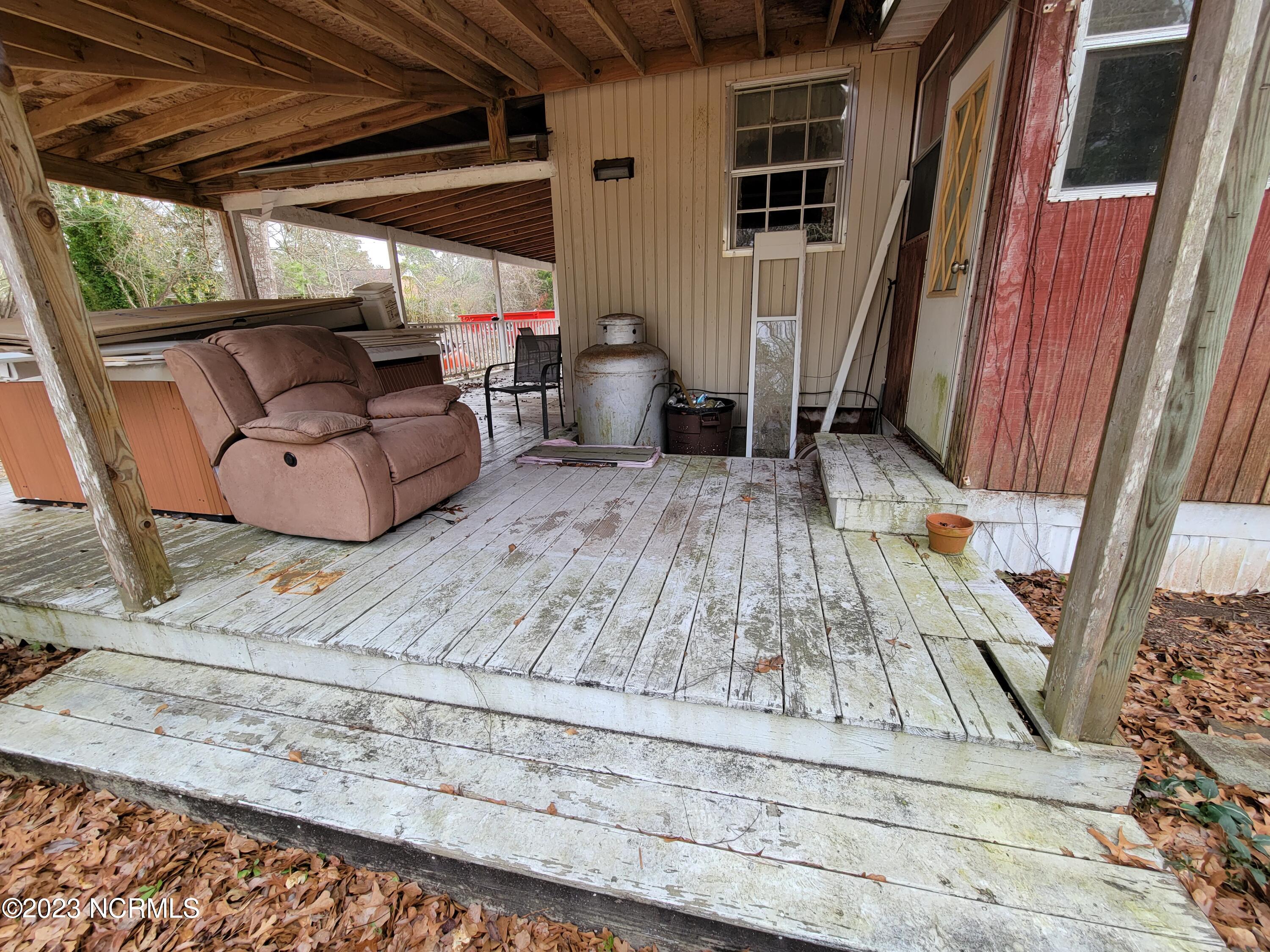 205 Sand Ridge Road Hubert, NC 28539 - Photo 5 of 27 20230220_145843