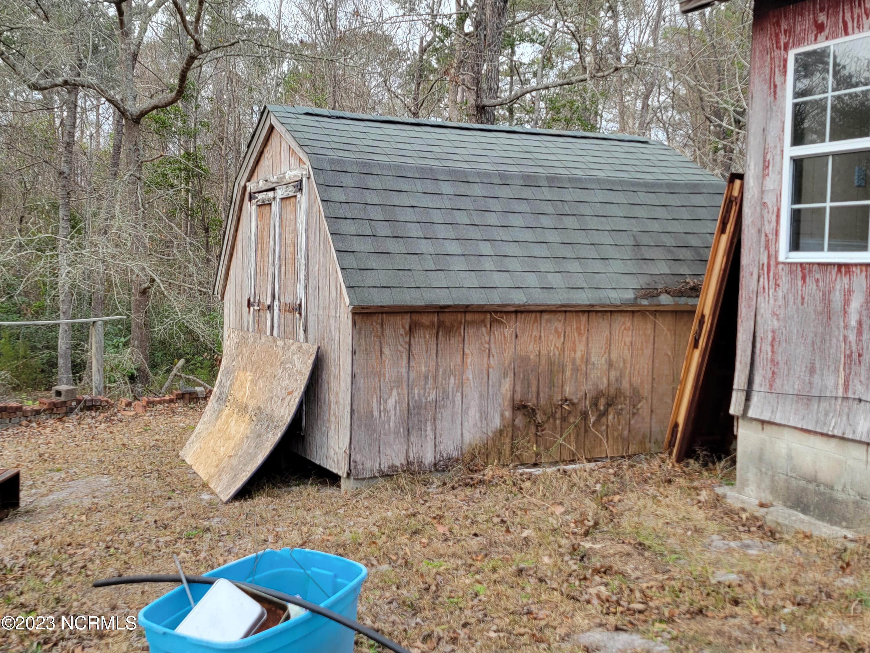 205 Sand Ridge Road Hubert, NC 28539 - Photo 7 of 27 20230220_145611