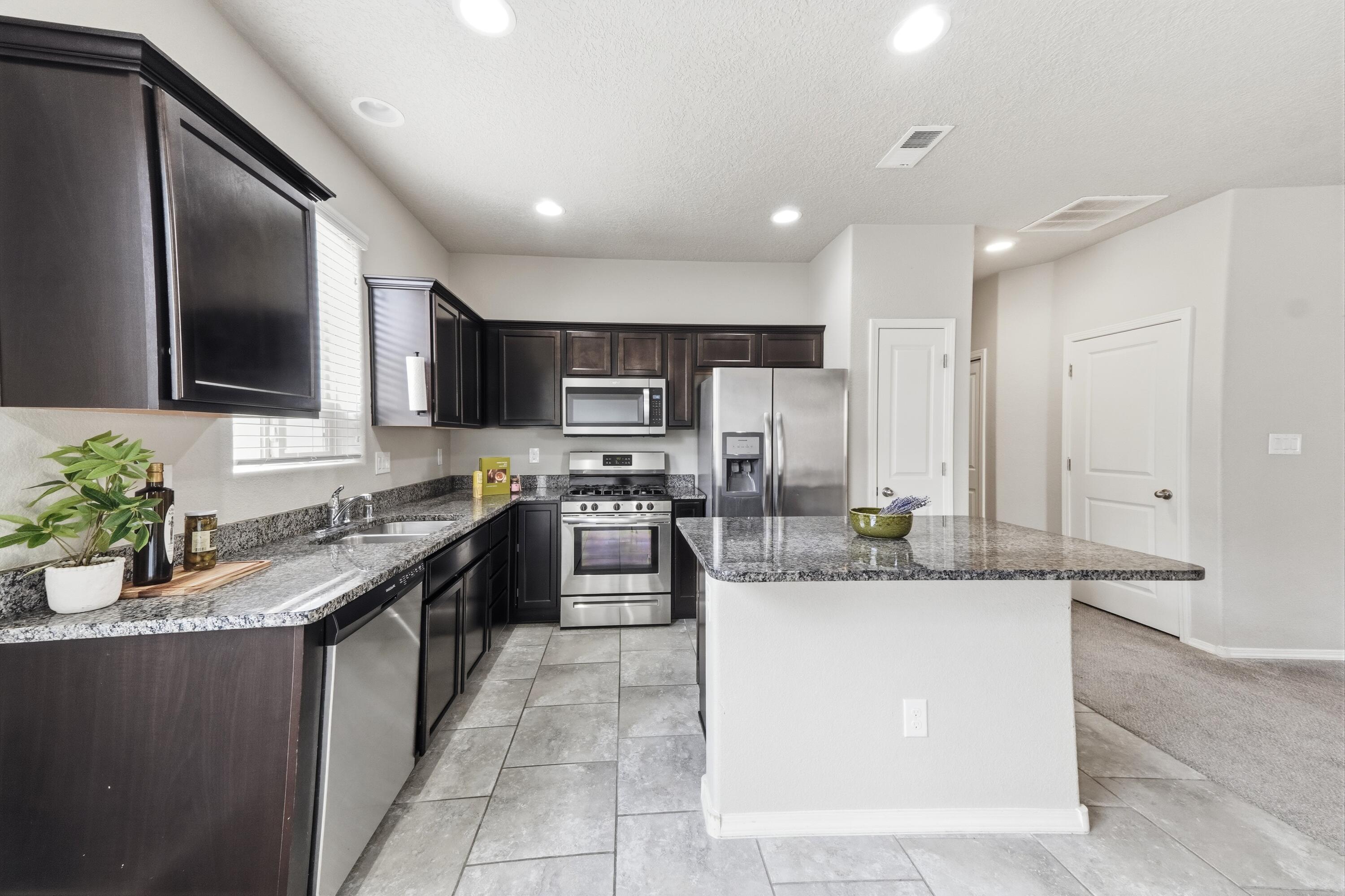 6923 Silver Moon Road Albuquerque, NM 87114 - Photo 11 of 44 Gallery Image 11