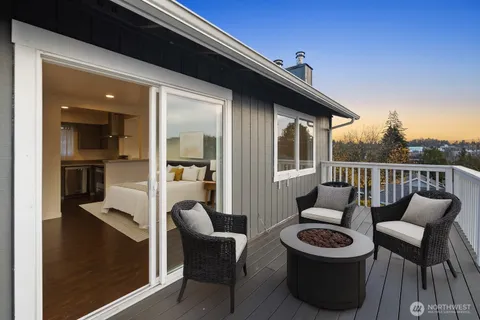 $820,000 | 4028 38th Avenue South, Seattle, WA 98118