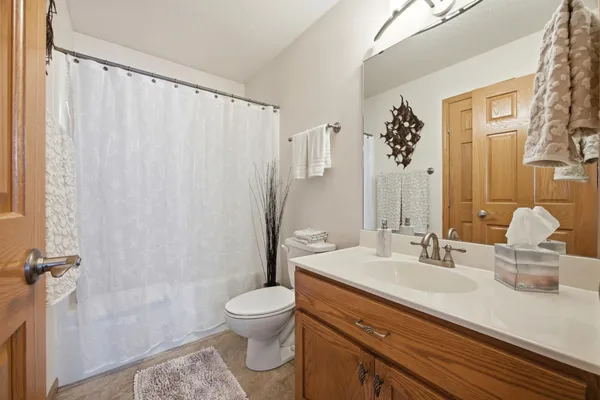 $440,000 | 3796 Norman Court South, Fargo, ND 58104