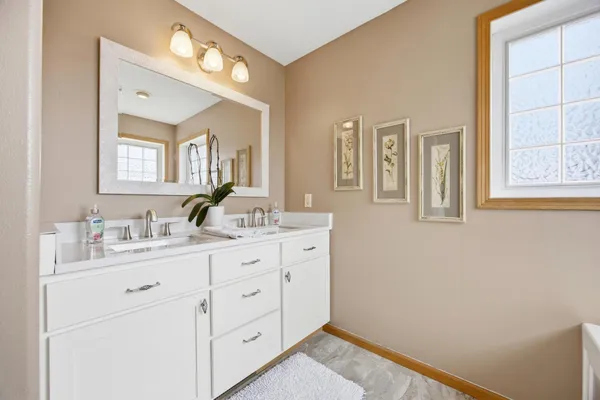 $440,000 | 3796 Norman Court South, Fargo, ND 58104