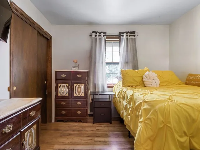 $359,900 | 601 Fairlane Drive, Joliet, IL 60435