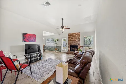 $185,000 | 2005 Ledgestone Drive, Killeen, TX 76549