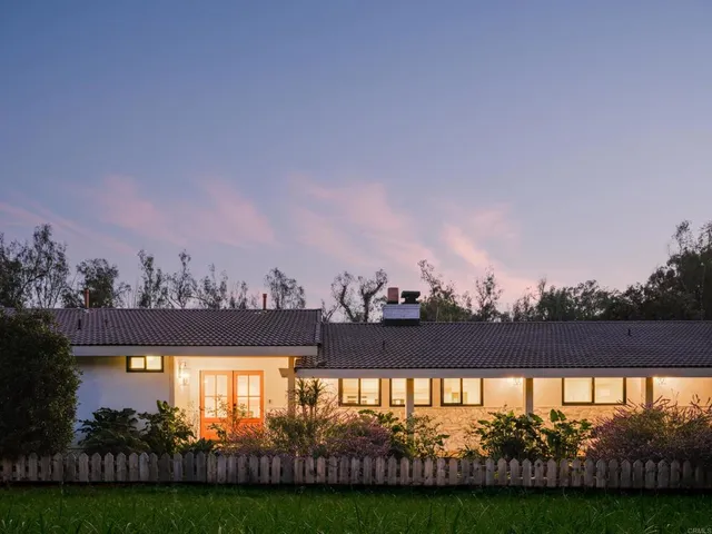 $3,099,000 | 14980 Via De La Valle, Del Mar, CA 92014