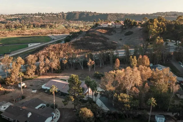 $3,099,000 | 14980 Via De La Valle, Del Mar, CA 92014