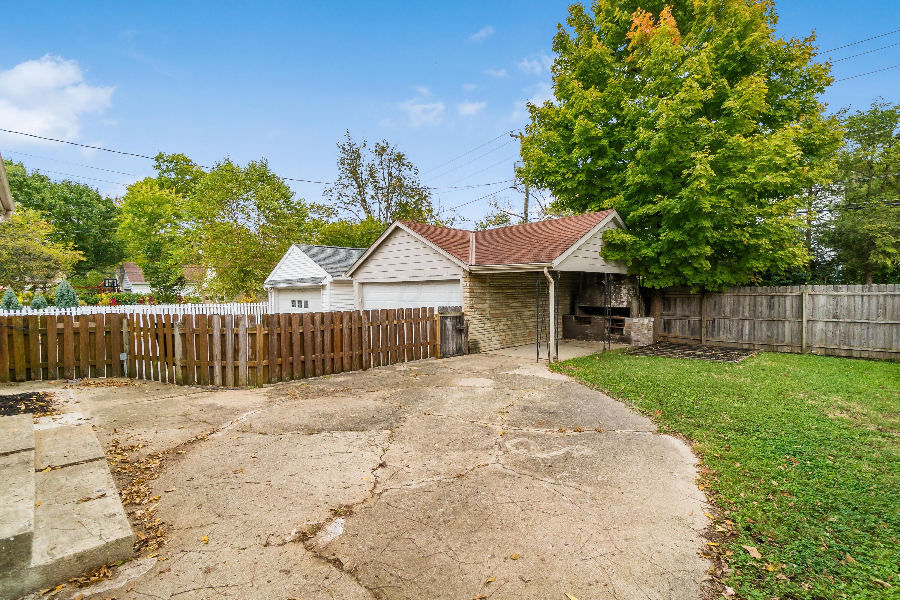 76 South Remington Road Columbus, OH 43209 - Photo 45 of 49