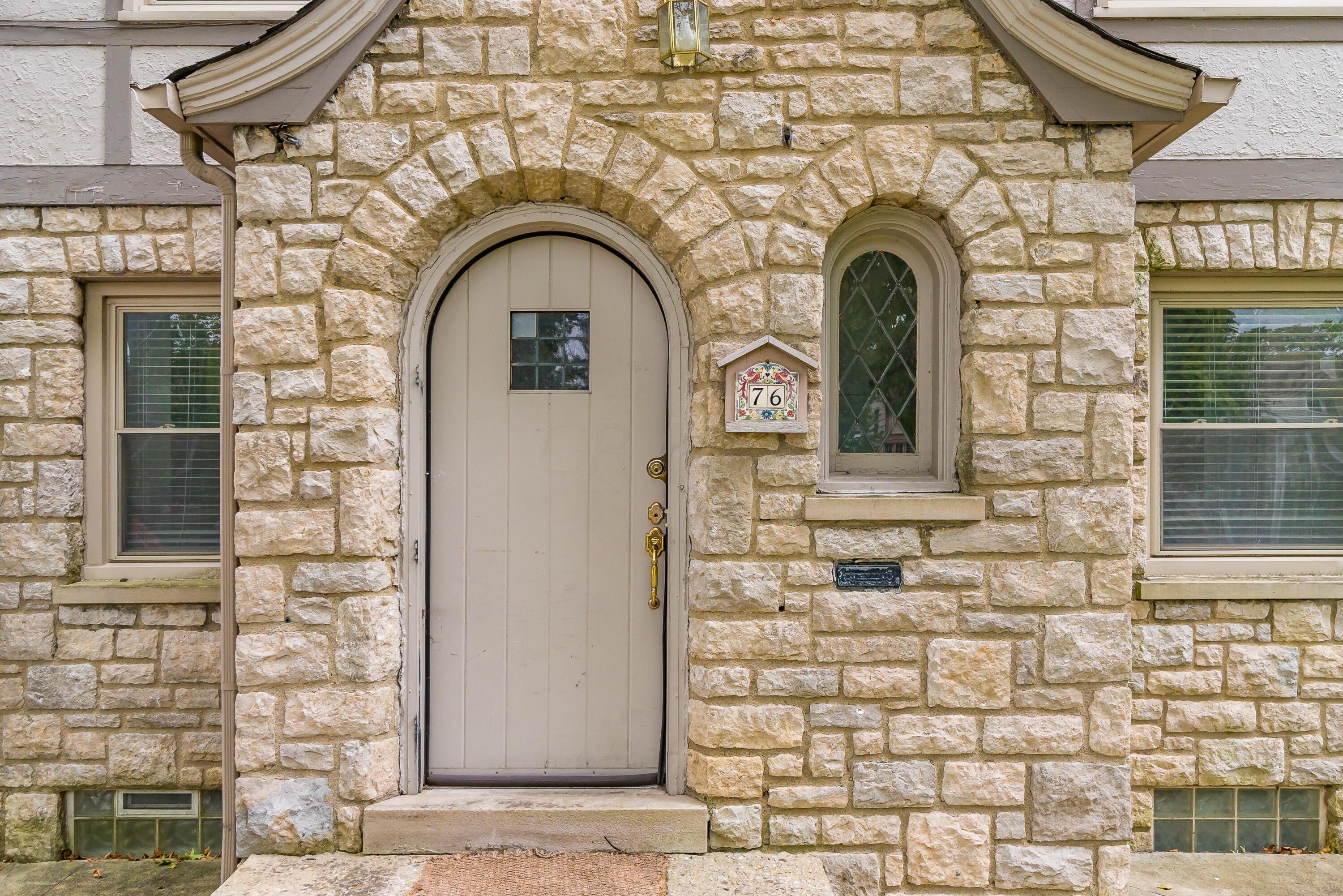 76 South Remington Road Columbus, OH 43209 - Photo 5 of 49