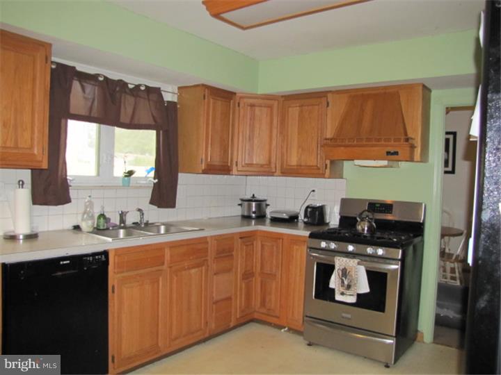 1202 Princess Road Cherry Hill, NJ 08034 - Photo 1 of 15 Kitchen