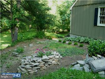 9 Sandy Run Road Yardley, PA 19067 - Photo 4 of 10 Gallery Image 4