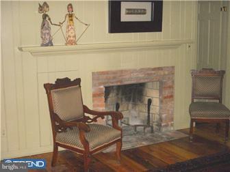 9 Sandy Run Road Yardley, PA 19067 - Photo 7 of 10 Family Room