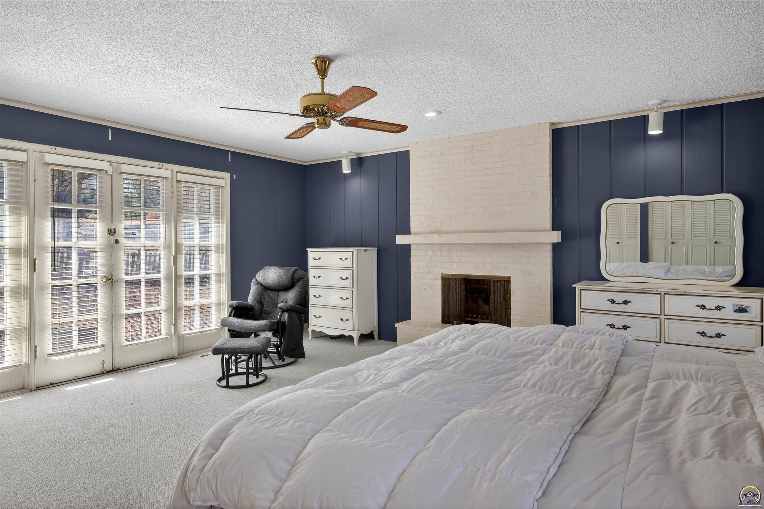 200 Southwest Yorkshire Road Topeka, KS 66606 - Photo 29 of 64