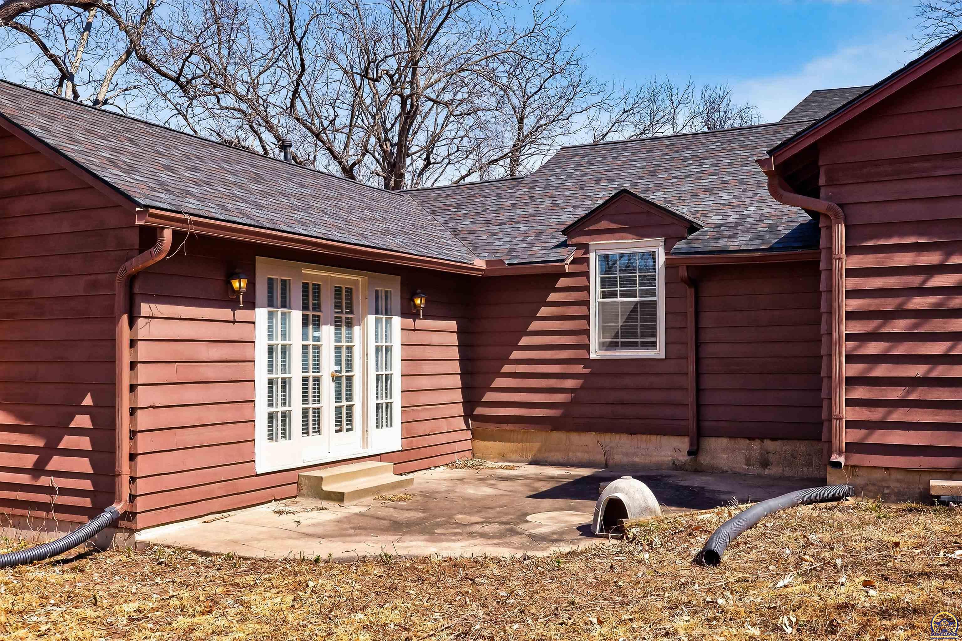 200 Southwest Yorkshire Road Topeka, KS 66606 - Photo 51 of 64