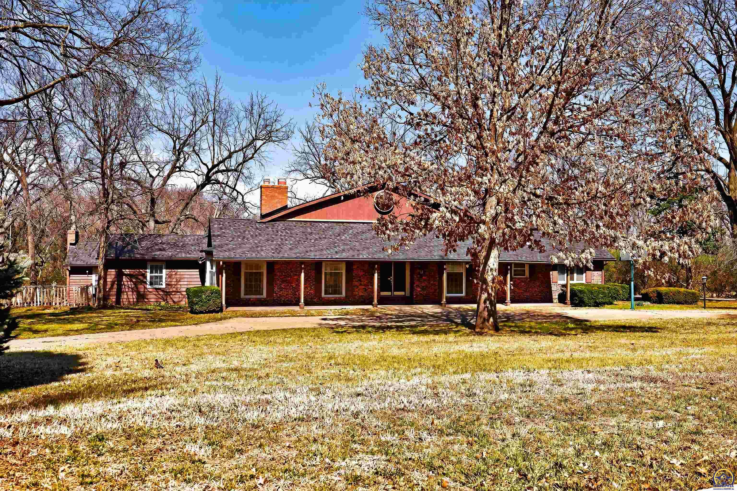 200 Southwest Yorkshire Road Topeka, KS 66606 - Photo 58 of 64