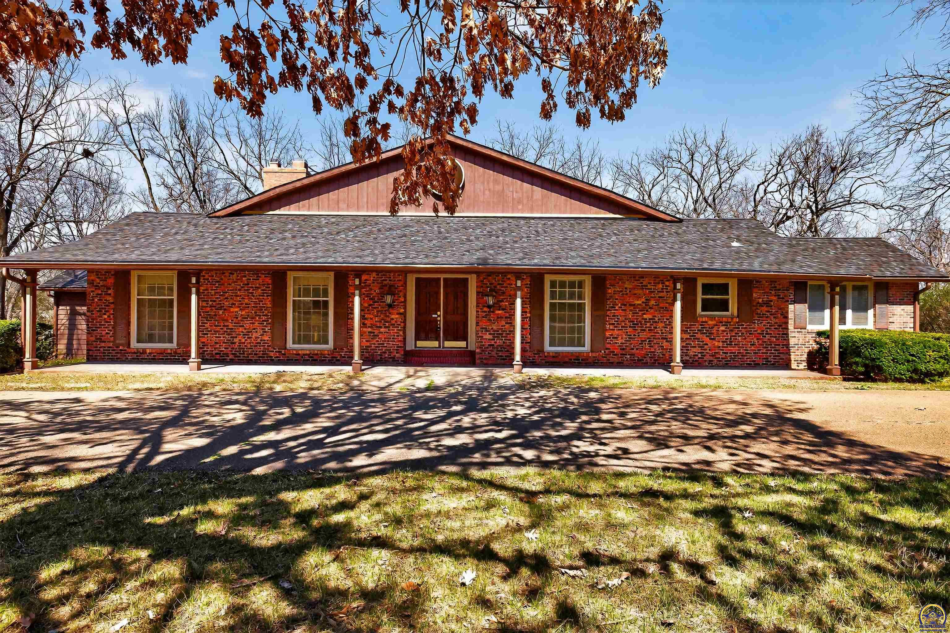 200 Southwest Yorkshire Road Topeka, KS 66606 - Photo 59 of 64