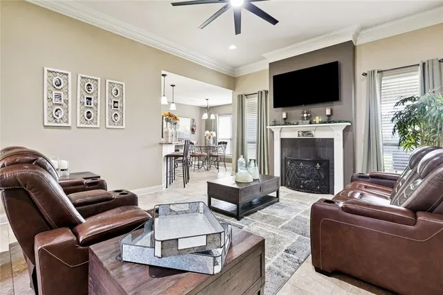 $369,000 | 111 Lake Carolyn Drive, Luling, LA 70070