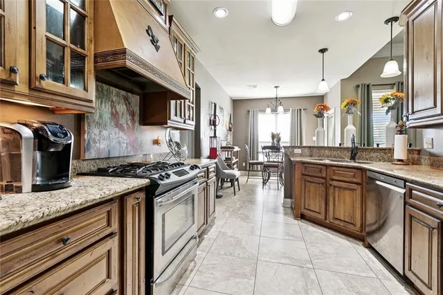 $369,000 | 111 Lake Carolyn Drive, Luling, LA 70070