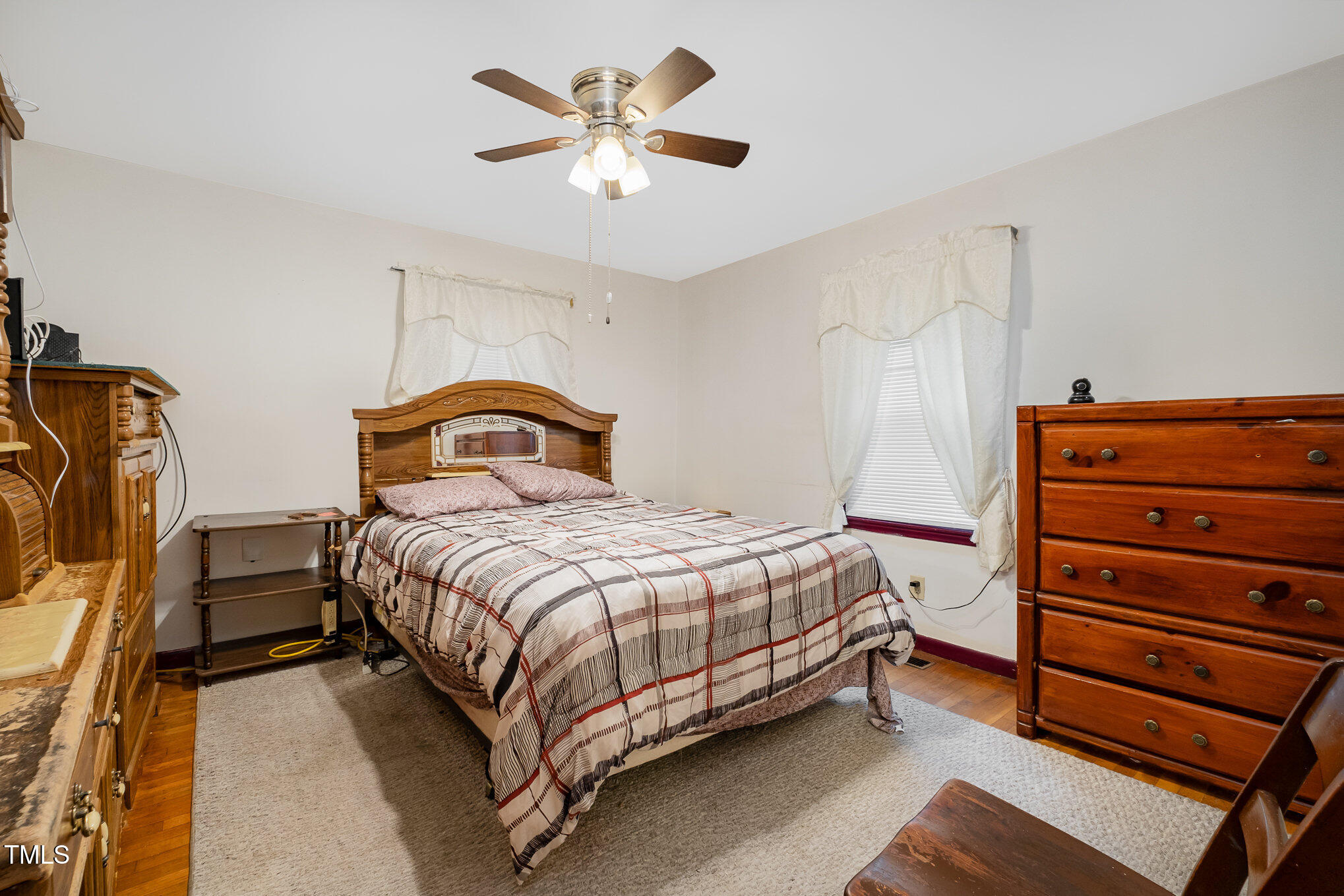 511 Elmira Avenue Durham, NC 27707 - Photo 9 of 16 file_754