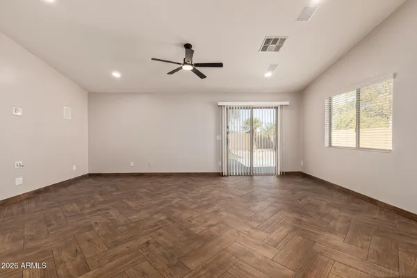 $1,995 | 23538 West Grove Circle, Buckeye, AZ 85326