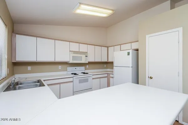 $2,065 | 8046 East Fairfield Street, Mesa, AZ 85207