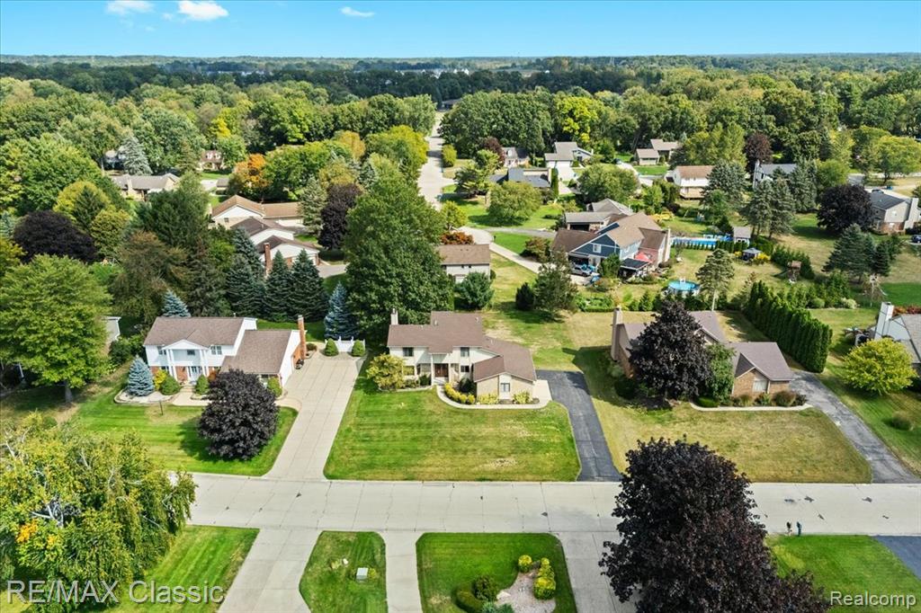 4432 Ravinewood Drive Commerce Township, MI 48382 - Photo 44 of 50 Gallery Image 44