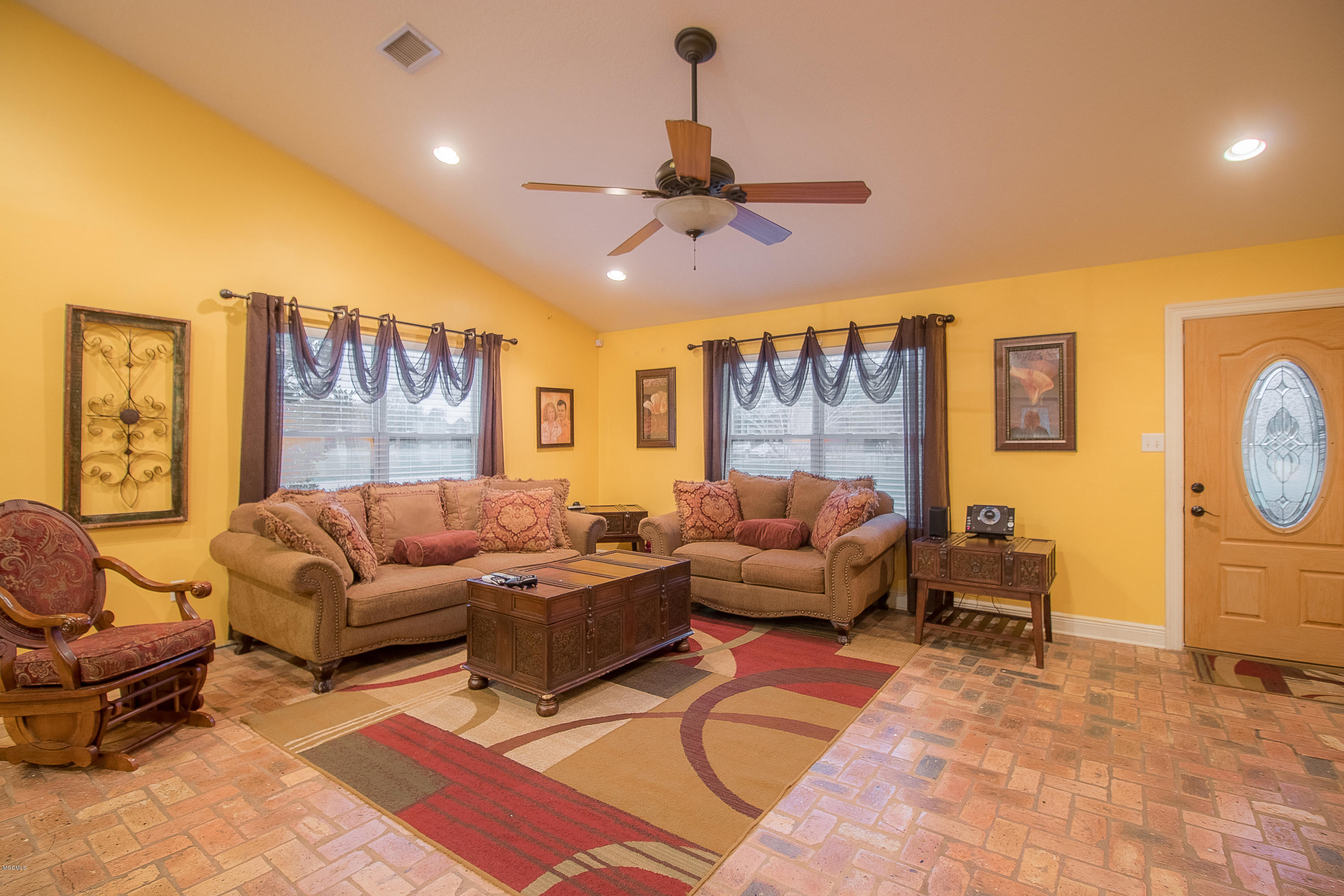 13520 Alcede Lizana Road Gulfport, MS 39503 - Photo 11 of 29 13520 Alcede Lizana Road-106