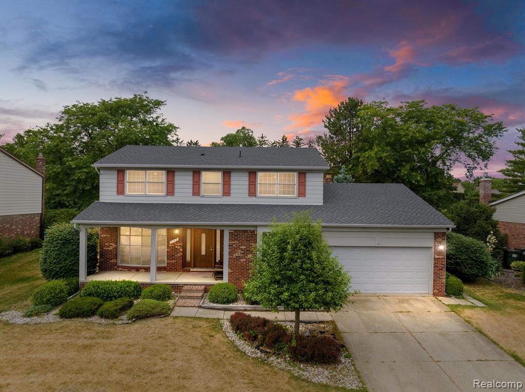 738 Lion Street Rochester Hills, MI 48307 - Photo 1 of 37