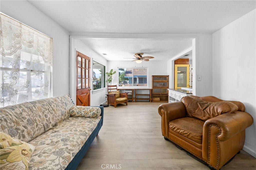1220 Webster Street Redlands, CA 92374 - Photo 12 of 32