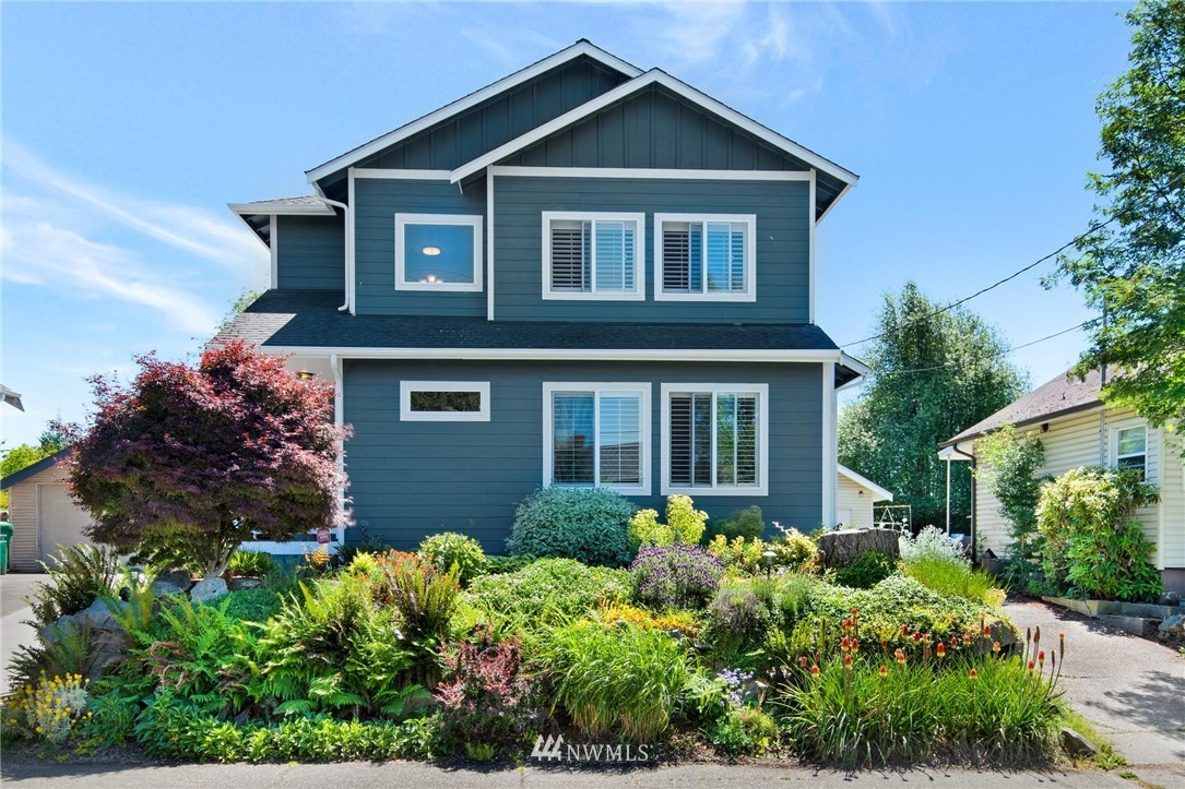 1219 Southwest Myrtle Street Seattle, WA 98106 - Photo 1 of 29 Gallery Image 1