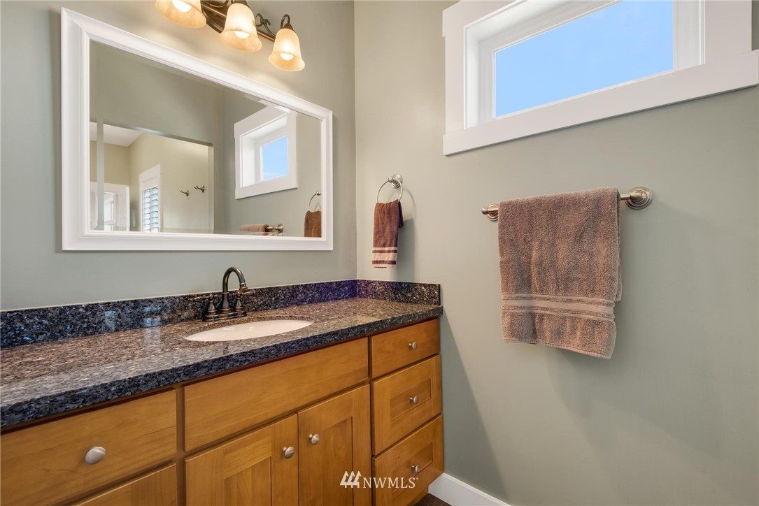 1219 Southwest Myrtle Street Seattle, WA 98106 - Photo 21 of 29 Gallery Image 21