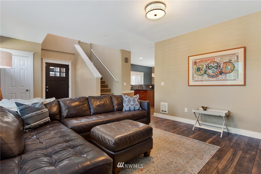 1219 Southwest Myrtle Street Seattle, WA 98106 - Photo 6 of 29 Gallery Image 6