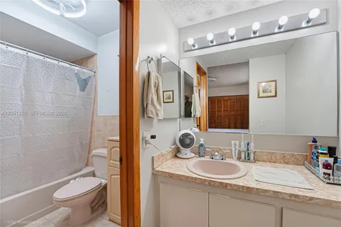 $564,000 | 4001 West 10th Court, Hialeah, FL 33012