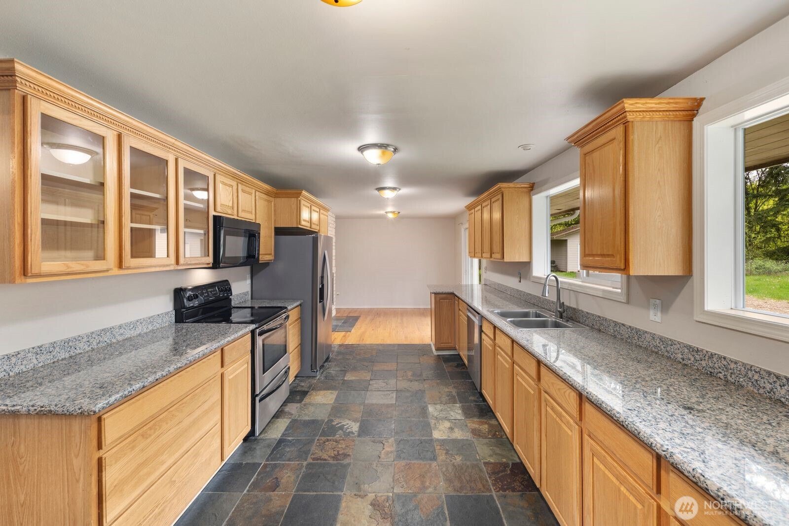 15420 Southeast 144th Place Renton, WA 98059 - Photo 12 of 37 Gallery Image 12