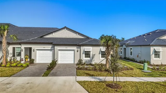 $279,900 | 10965 Teal Lagoon Isle, San Antonio, FL 33576