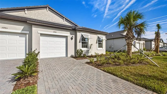 $279,900 | 10965 Teal Lagoon Isle, San Antonio, FL 33576