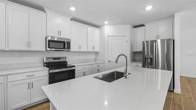 $279,900 | 10965 Teal Lagoon Isle, San Antonio, FL 33576