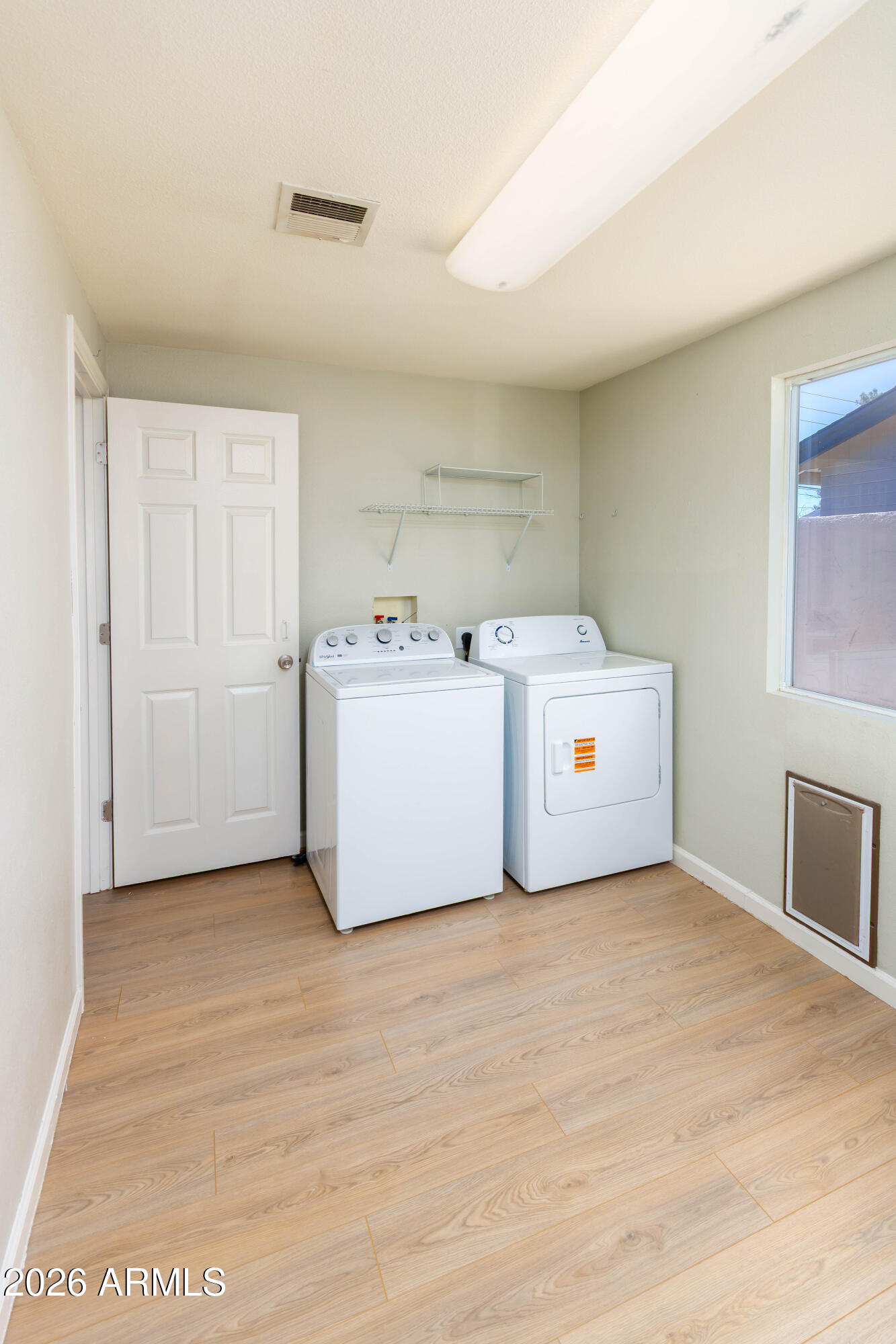 3525 East Hearn Road Phoenix, AZ 85032 - Photo 6 of 17 Hearn-6