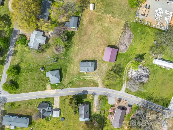 $230,000 | 208 Oak Drive, Shelby, NC 28150