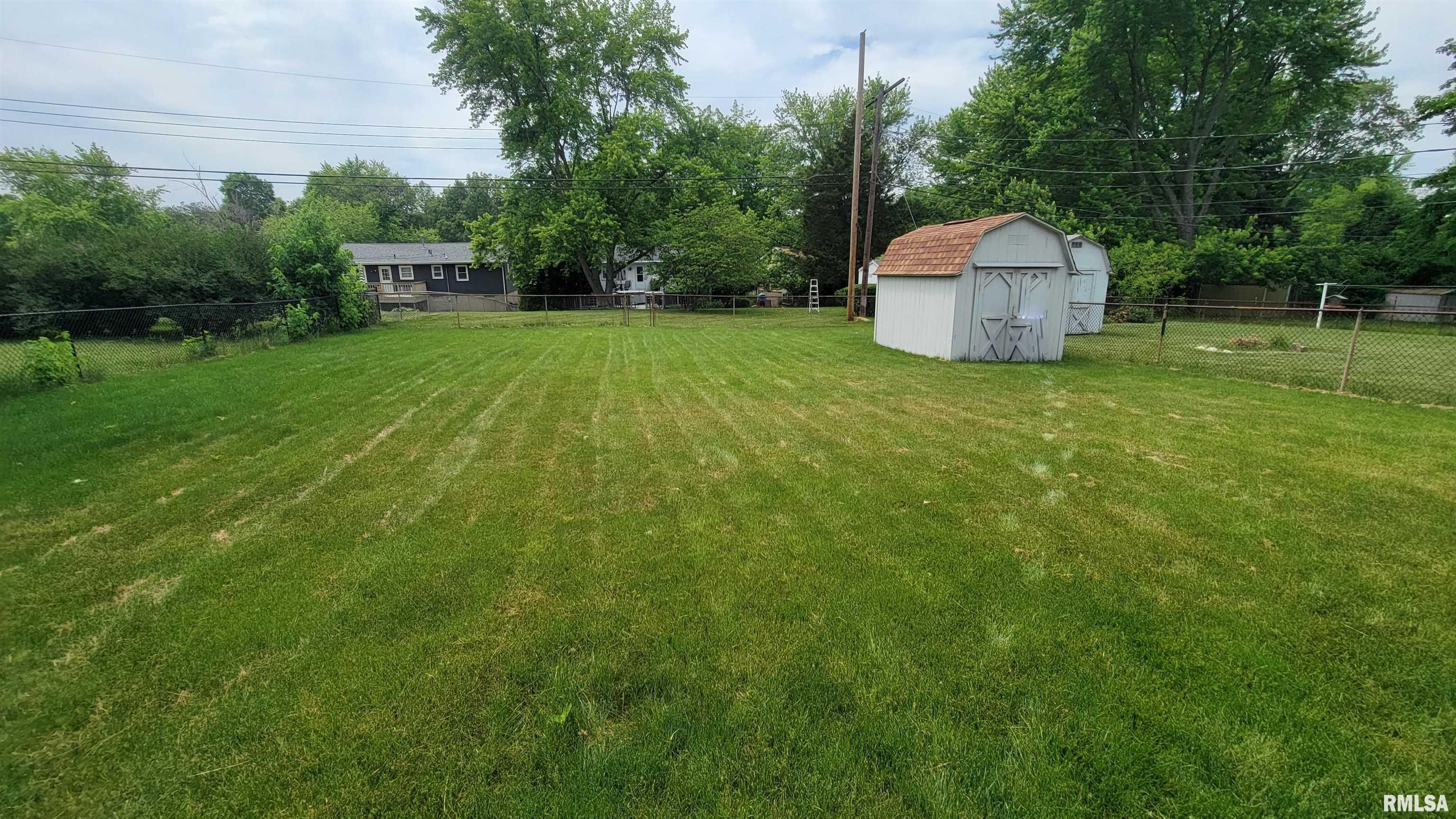 309 Dundee Road East Peoria, IL 61611 - Photo 17 of 19 Gallery Image 17