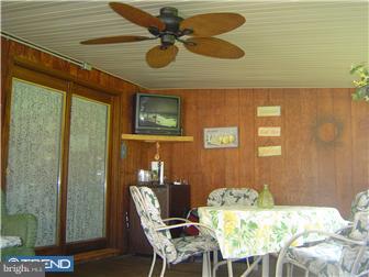 244 West Chelton Road Brookhaven, PA 19015 - Photo 11 of 12 Deck