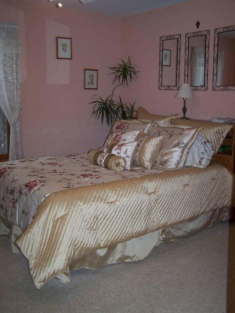51 Barnard Road Savoy, MA 01256 - Photo 10 of 18 master bedroom - 1