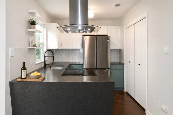 $2,100 | 7206 Meador Avenue, Unit B, Austin, TX 78752