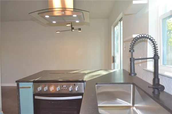 $2,100 | 7206 Meador Avenue, Unit B, Austin, TX 78752