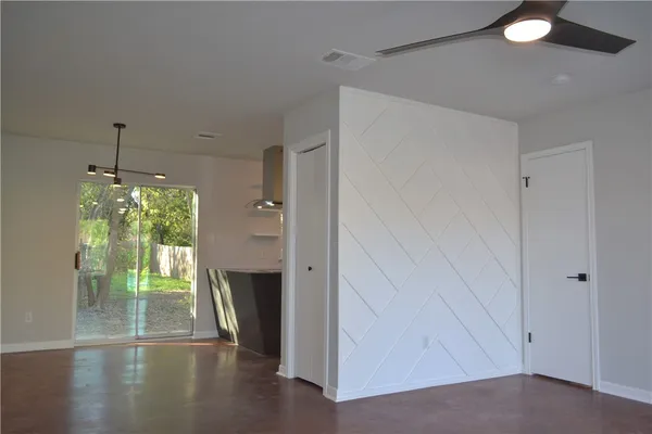 $2,100 | 7206 Meador Avenue, Unit B, Austin, TX 78752