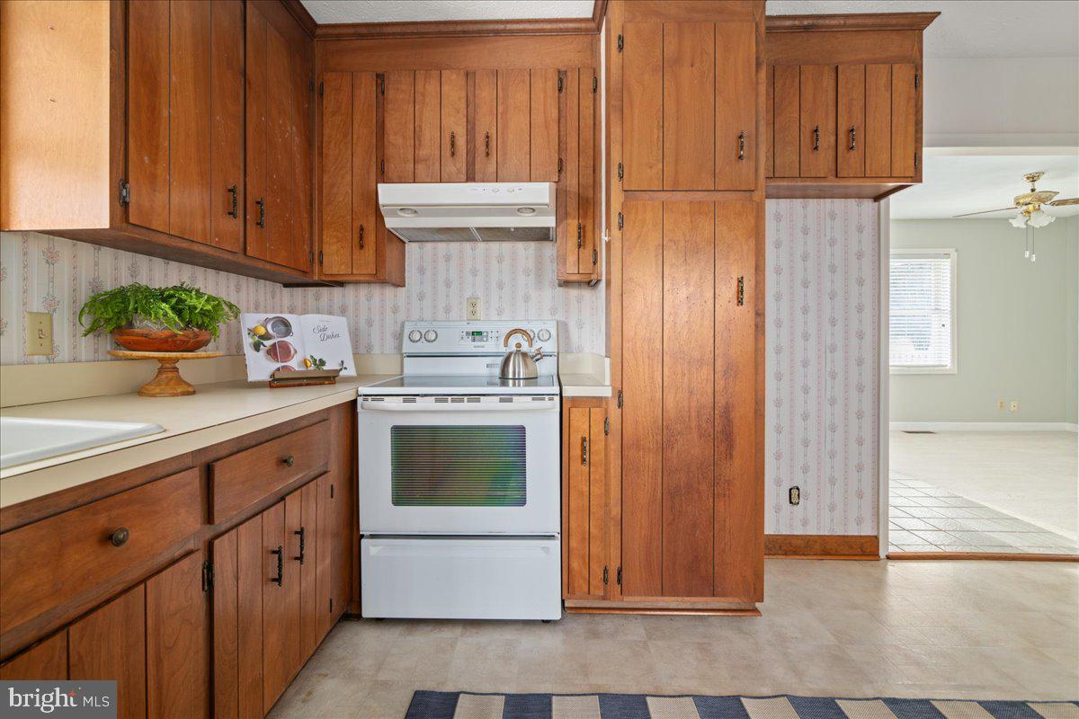 4059 Lowry Road Goode, VA 24556 - Photo 107 of 128 Gallery Image 107